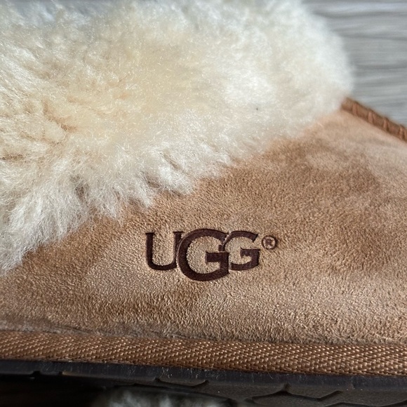 UGG Tan Fuzzy Fur Ultimate Comfort Slip On Slippers House Shoes - Picture 6 of 8